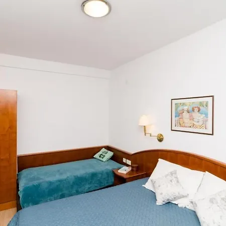 Bell Memories-one Bedroom With Balcony And Sea Vie... Apartment Zvekovica