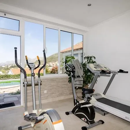 Bell Memories-one Bedroom With Balcony And Sea Vie...